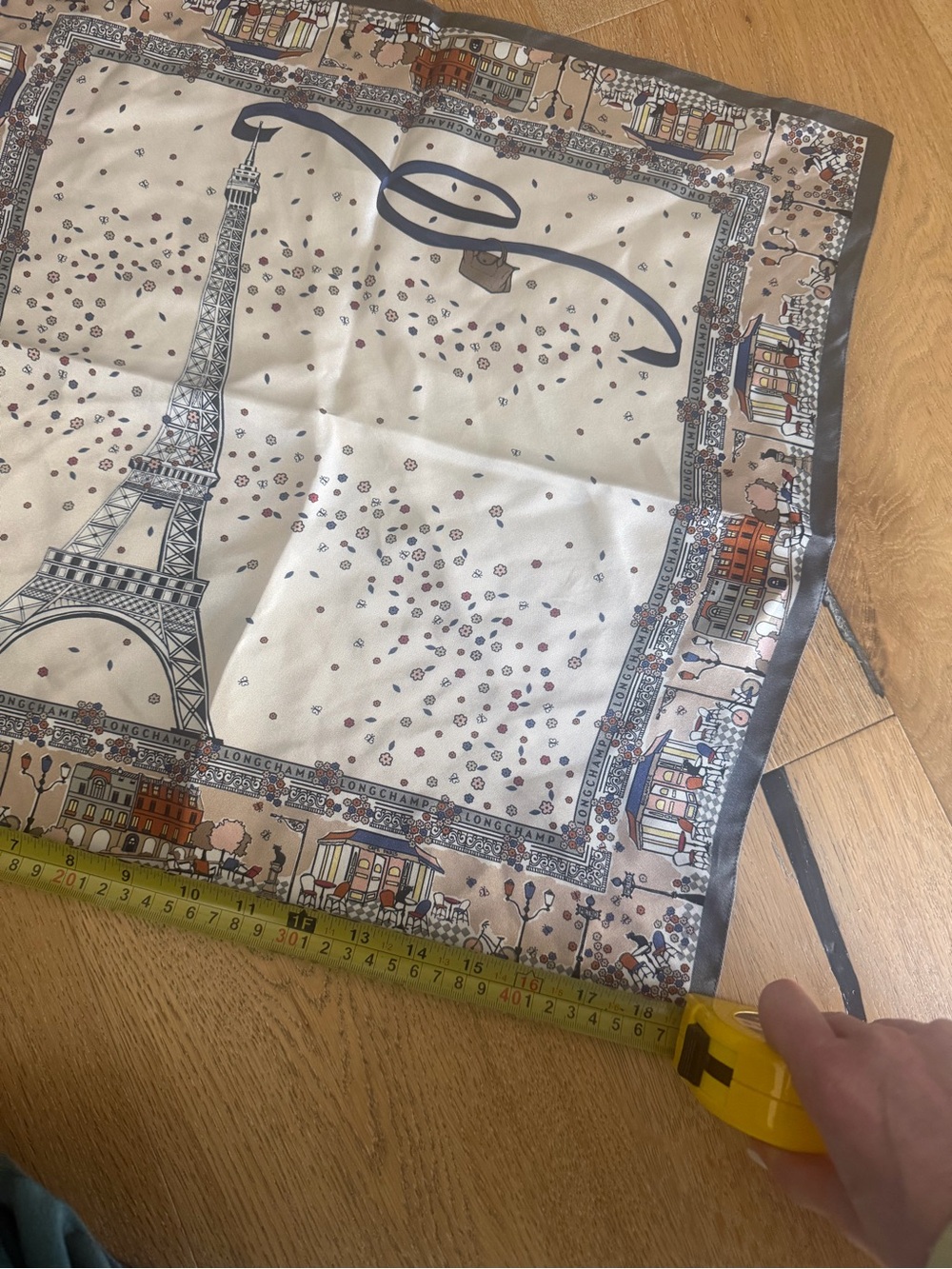 Eiffel Tower Longchamp Scarf in Cream & Navy - Picture 5 of 5